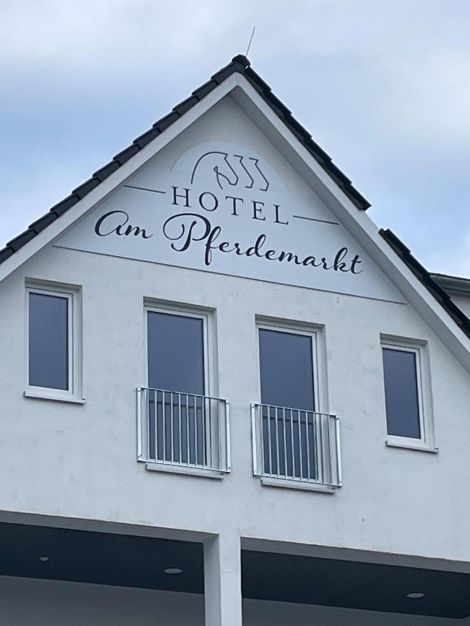 Hotel Am Pferdemarkt Aurich Esterno foto