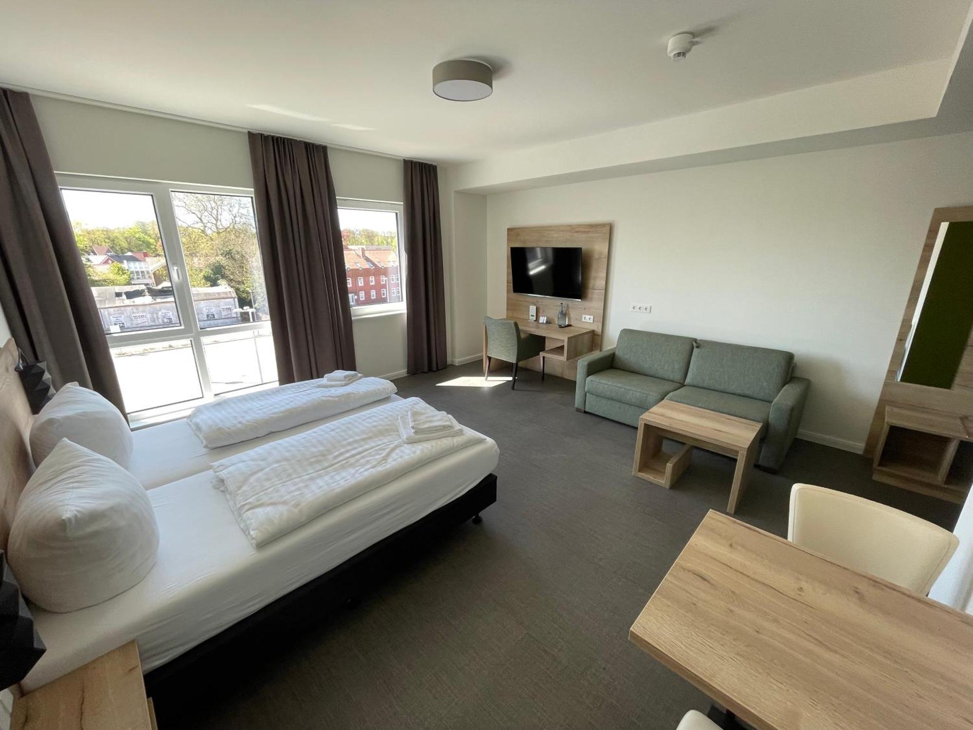 Hotel Am Pferdemarkt Aurich Esterno foto